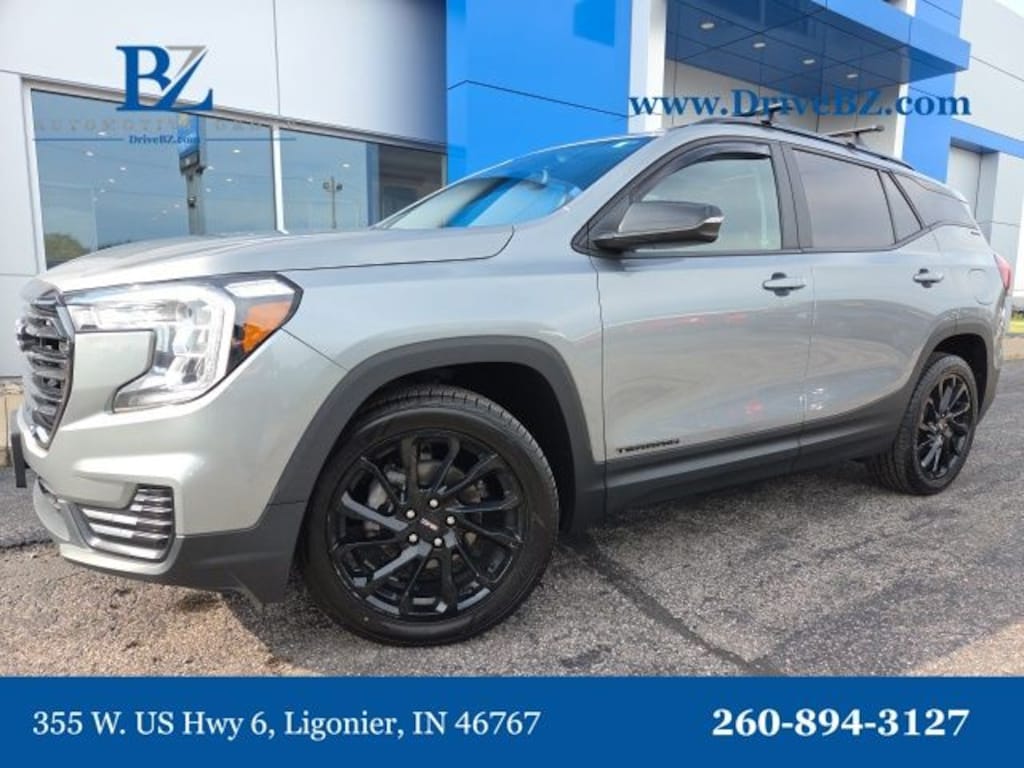Used 2023 GMC Terrain SLE SUV