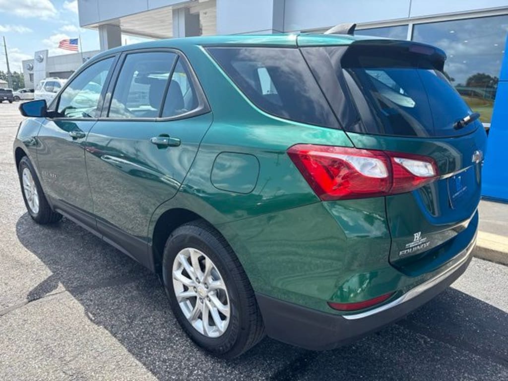 Used 2018 Chevrolet Equinox LS SUV