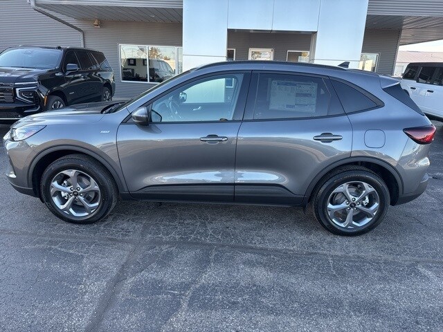 2026 Ford Escape Hybrid ST-Line Select photo 2