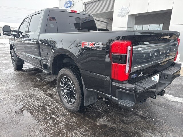 2023 Ford F-350 XL photo 3