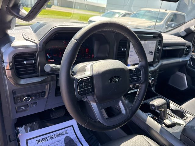 2025 Ford F-150 Lariat - Photo 13
