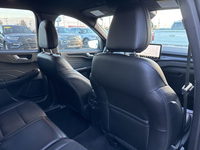 2023 Ford Escape ST-Line - Photo 32