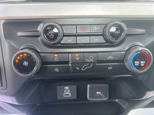 2025 Ford F-250 Super Duty XL - Photo 10