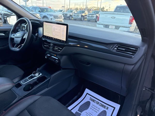 2023 Ford Escape ST-Line - Photo 35