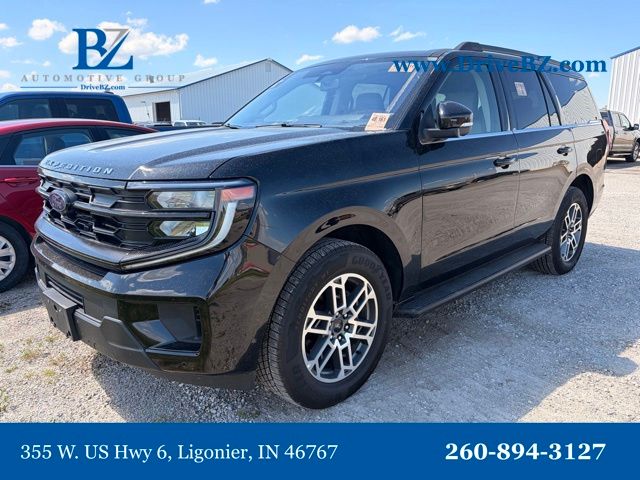 2025 Ford Expedition Active's photo