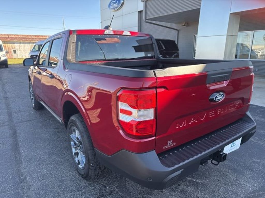 New 2025 Ford Maverick XLT Truck