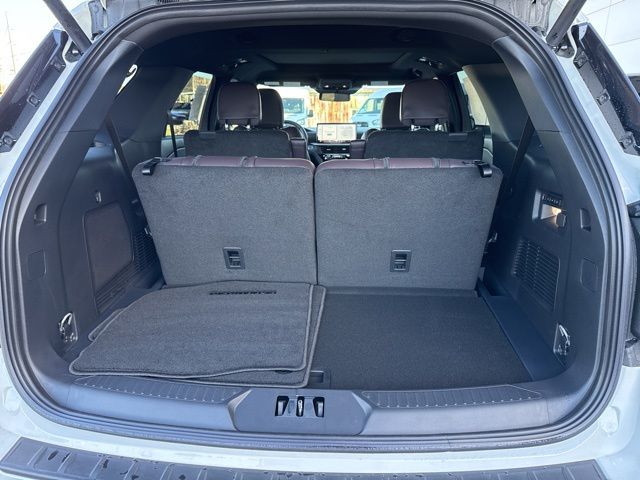 2026 Ford Explorer Platinum - Photo 6