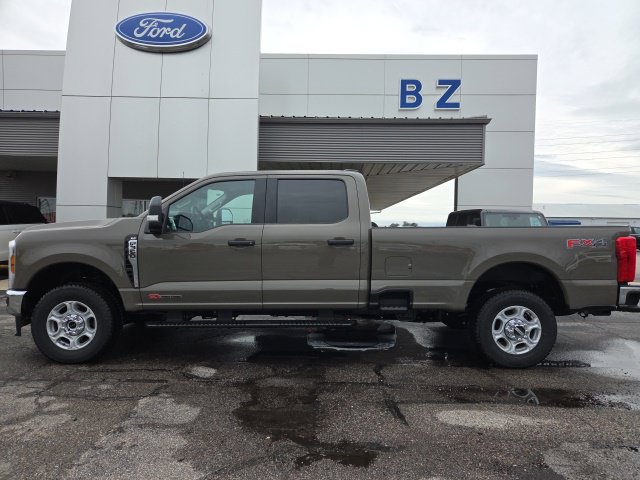 New 2027 Ford F-350SD XLT Truck
