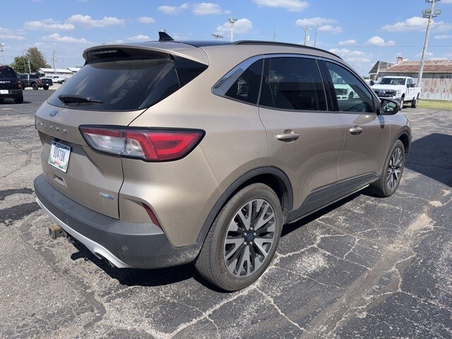 2020 Ford Escape SEL photo 3
