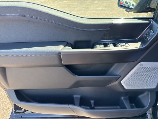 2025 Ford F-150 Lariat - Photo 14