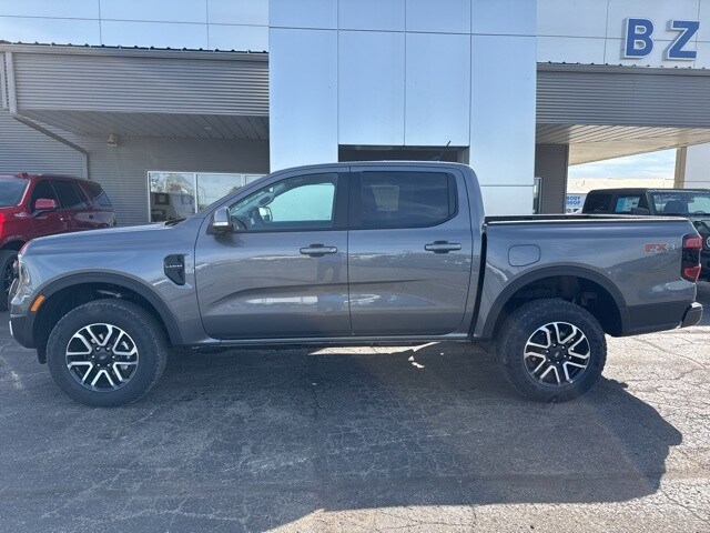 2025 Ford Ranger Lariat photo 2