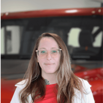 Staff member Jessica Perez-Dominguez from ID_8e8681