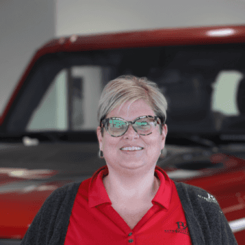 Staff member Janelle Eash from ID_721ac9