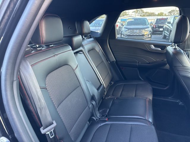 2023 Ford Escape ST-Line - Photo 33
