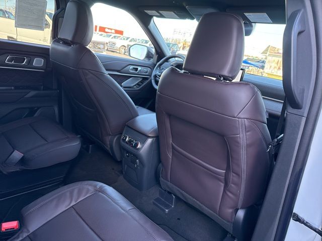 2026 Ford Explorer Platinum - Photo 35