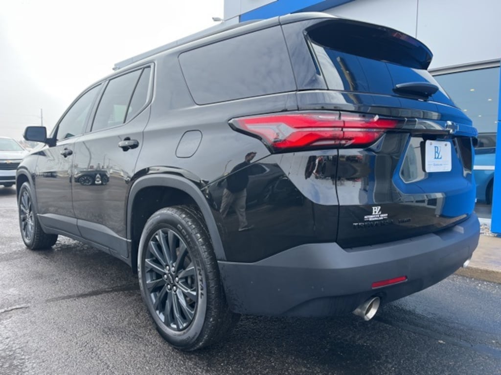 Used 2023 Chevrolet Traverse RS SUV