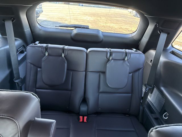 2026 Ford Explorer Platinum - Photo 33