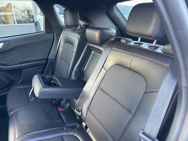 2023 Ford Escape ST-Line - Photo 28