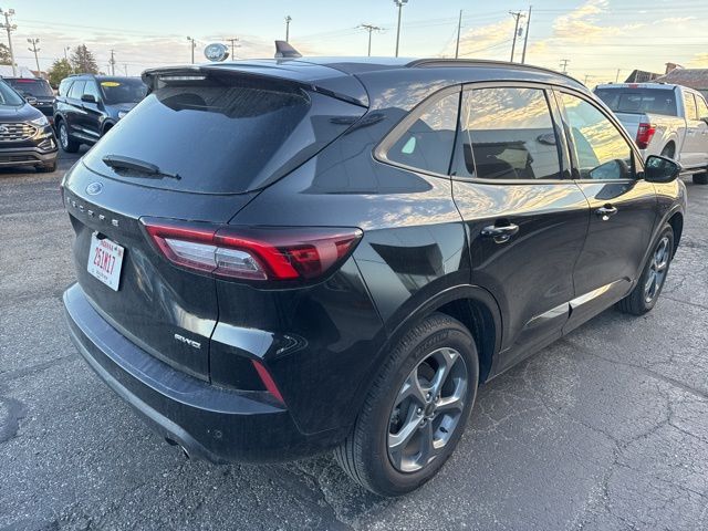 2023 Ford Escape ST-Line - Photo 9