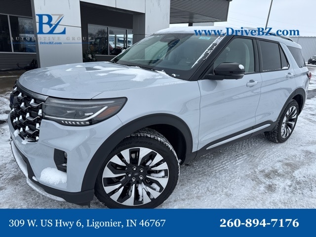 2025 Ford Explorer Platinum's photo