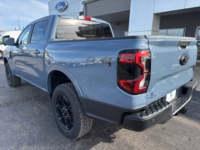2025 Ford Ranger Lariat photo 3
