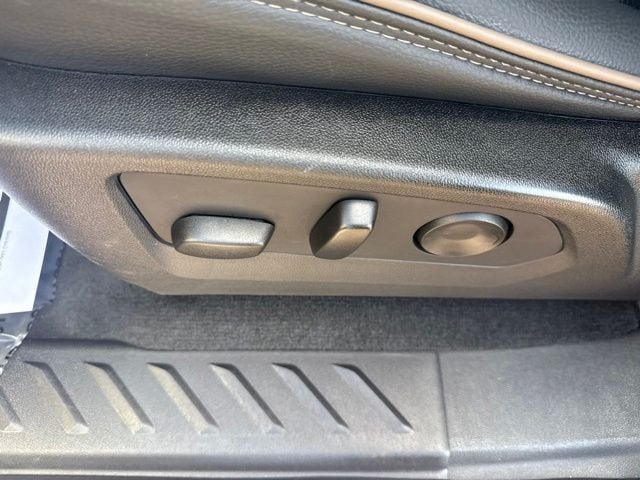 2023 GMC Canyon Denali - Photo 12