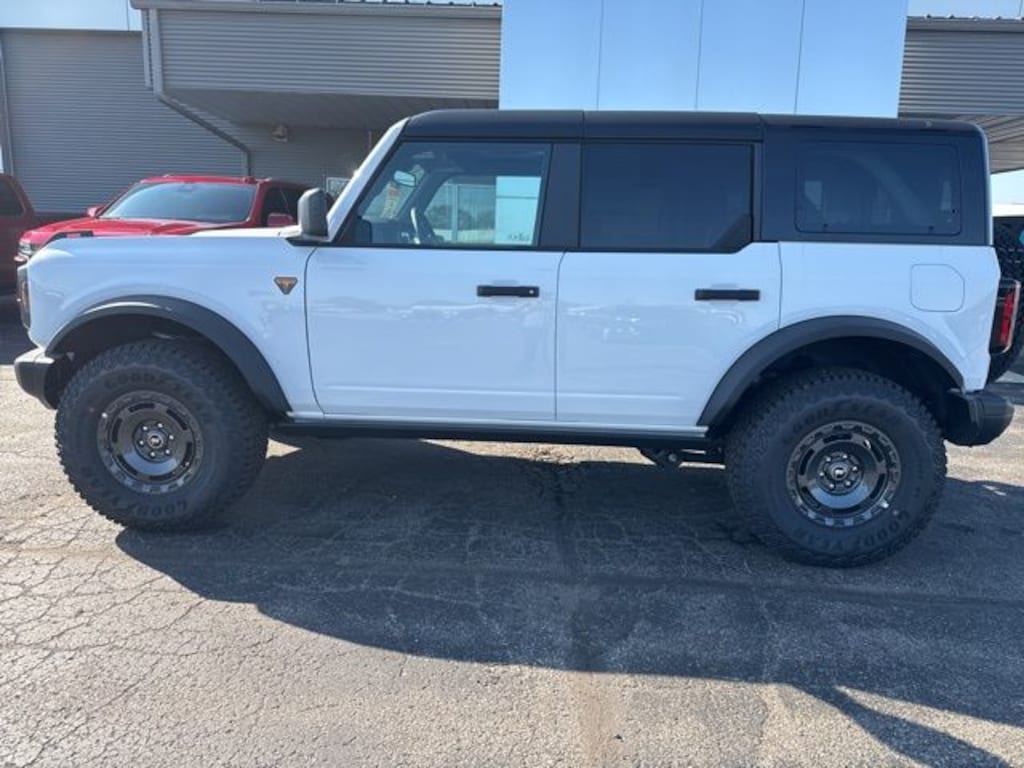 New 2025 Ford Bronco Badlands SUV