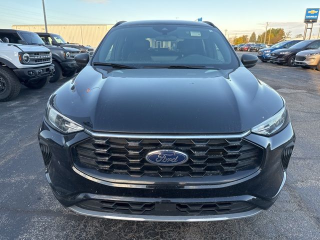 2023 Ford Escape ST-Line - Photo 11