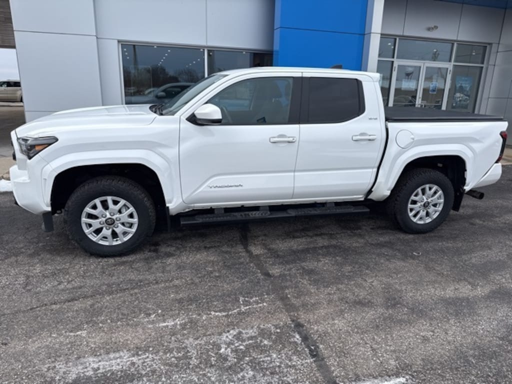 Used 2024 Toyota Tacoma SR5 Truck