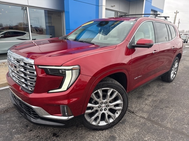 2025 GMC Acadia Denali's photo