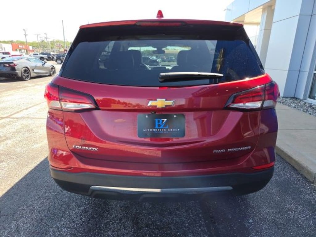 Used 2022 Chevrolet Equinox Premier SUV
