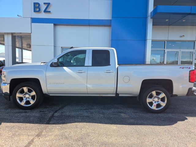 Used 2017 Chevrolet Silverado 1500 LT with VIN 1GCVKREC0HZ217305 for sale in Ligonier, IN