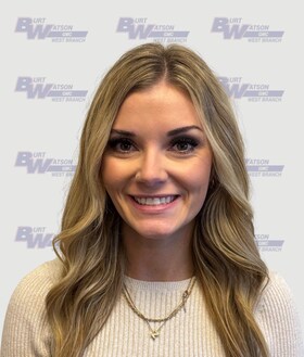 Staff member ZOE HOLBERT from 36e89181c6d8