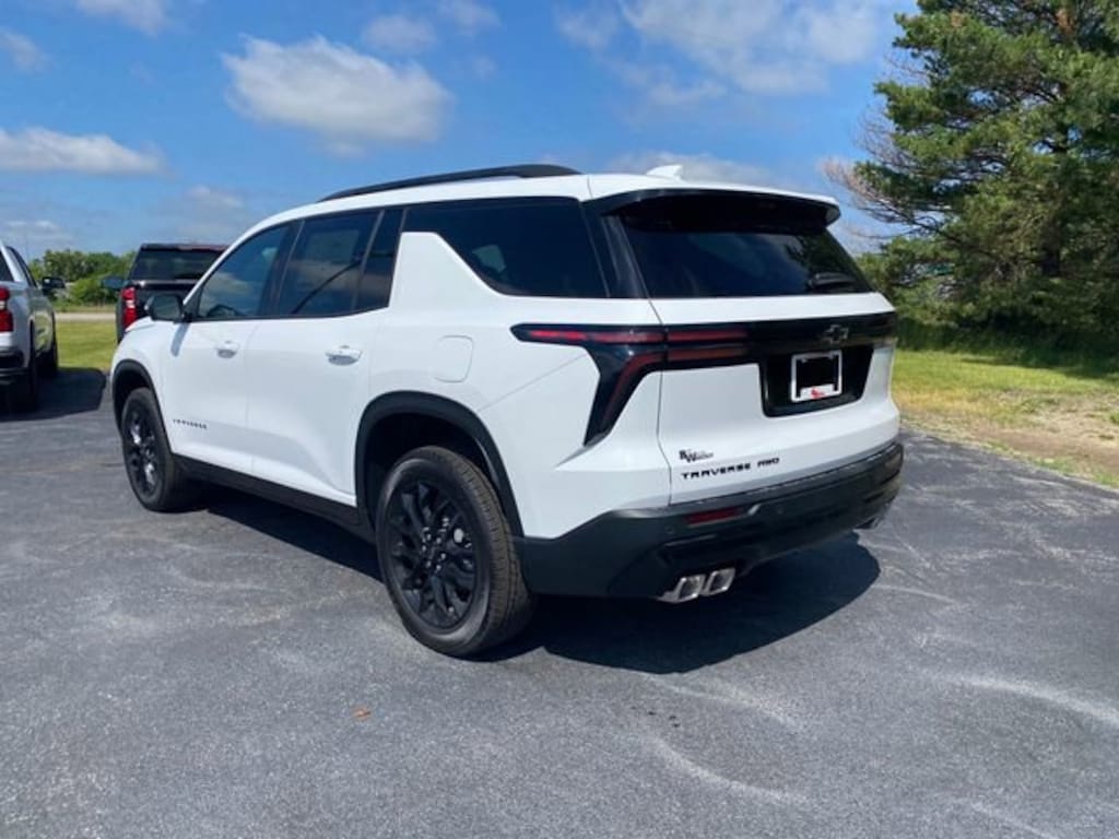 New 2026 Chevrolet Traverse LT SUV