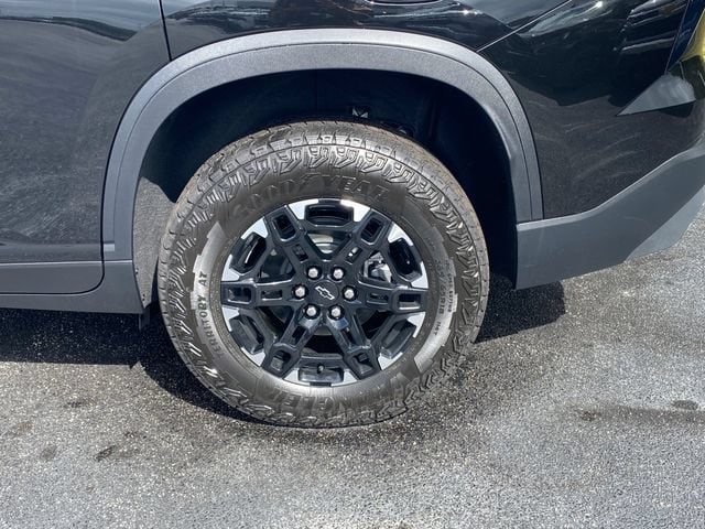 2027 Chevrolet Traverse Z71 - Photo 17