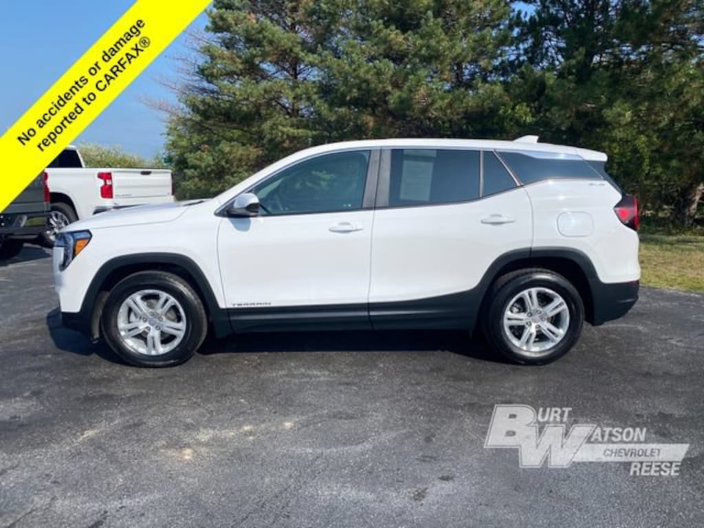 Used 2024 GMC Terrain SLE SUV