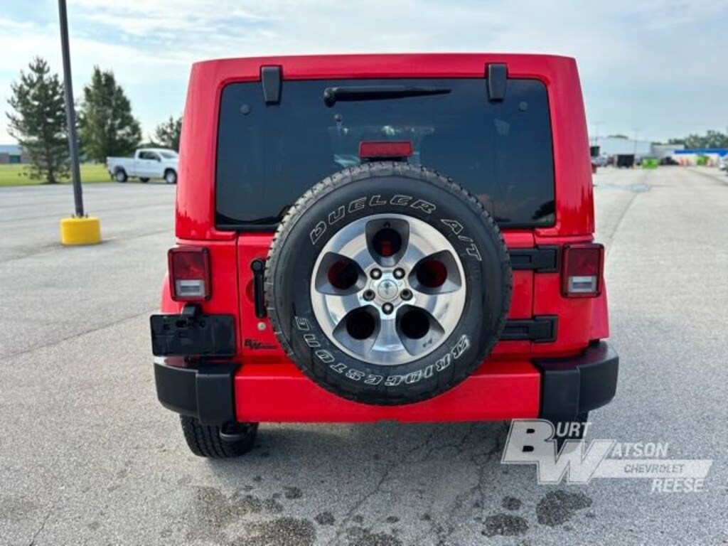 Used 2018 Jeep Wrangler JK Unlimited Sahara