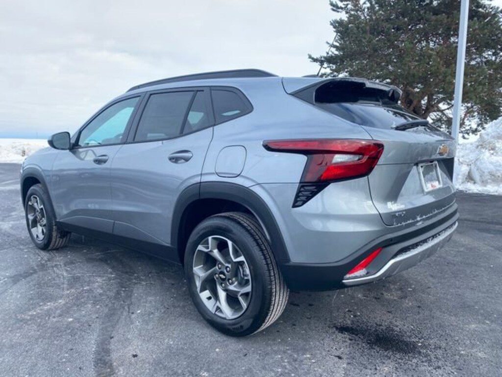 New 2026 Chevrolet Trax LT SUV