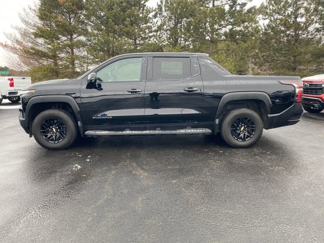 Used 2025 Chevrolet Silverado EV LT with VIN 1GC10ZED5SU414021 for sale in Reese, MI