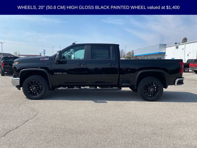 2025 Chevrolet Silverado 2500HD LT photo 2