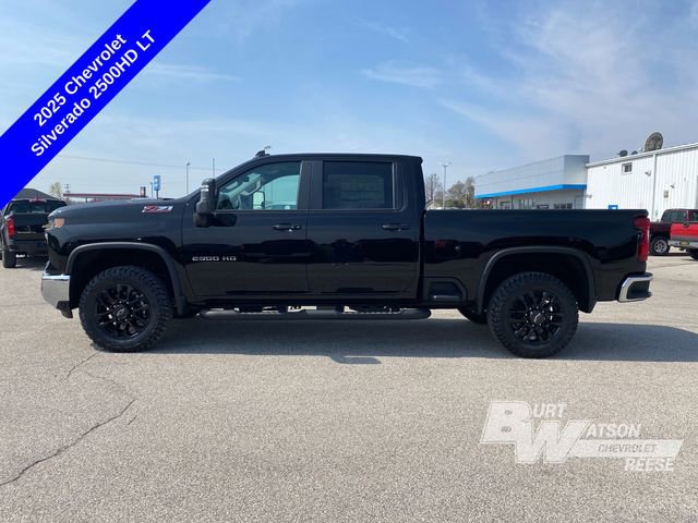 2025 Chevrolet Silverado 2500HD LT photo 2
