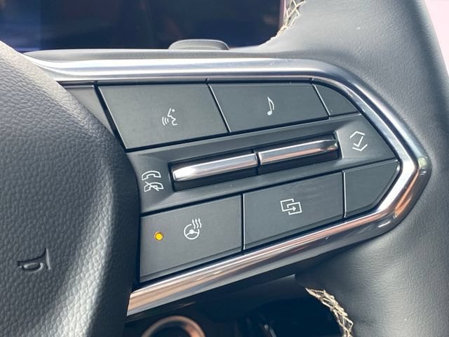 2027 Chevrolet Traverse Z71 - Photo 36