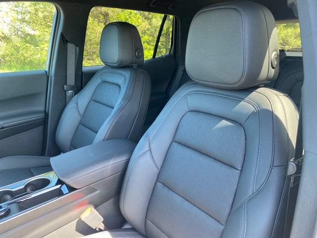 2026 Chevrolet Equinox LT - Photo 11