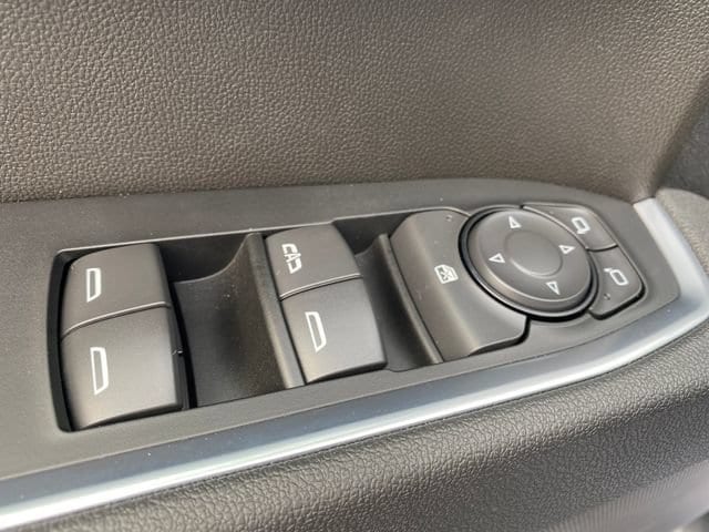 2026 Chevrolet Silverado 1500 LT - Photo 13