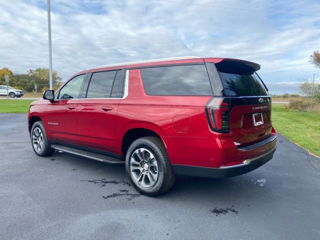 New 2026 Chevrolet Suburban LS SUV