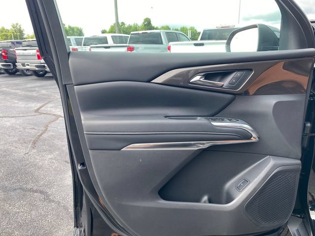 2027 Chevrolet Traverse Z71 - Photo 13