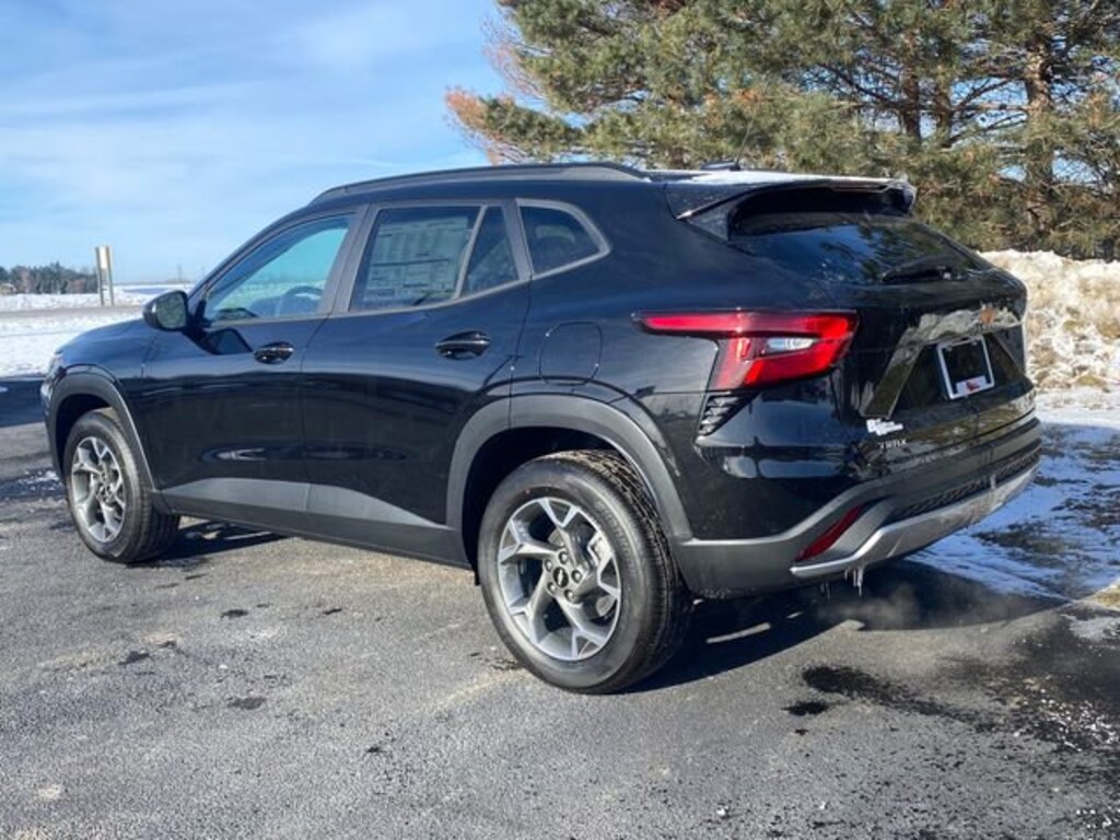 New 2026 Chevrolet Trax LT SUV