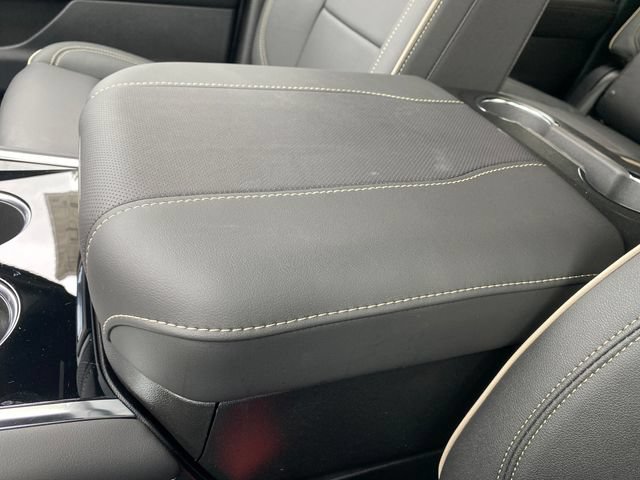 2026 Chevrolet Suburban Premier - Photo 34