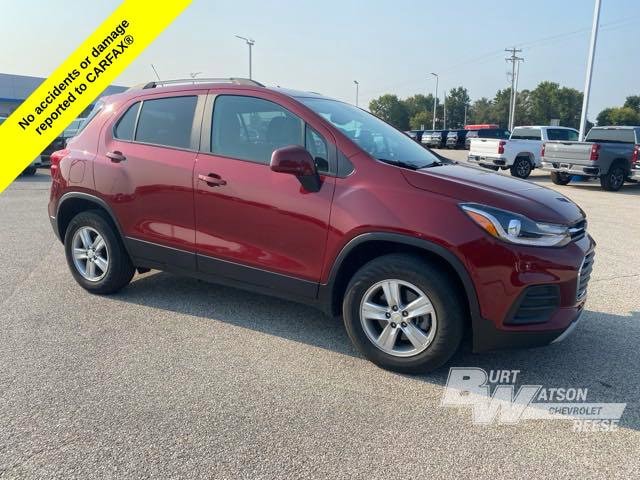 Used 2021 Chevrolet Trax LT with VIN KL7CJPSM0MB377129 for sale in Reese, MI