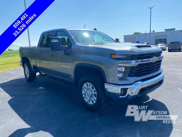 2025 Chevrolet Silverado 3500HD LT - Photo 9